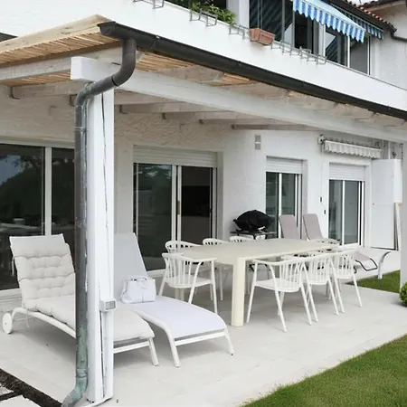 N324 - Numana, Luminoso Bilocale Con Piscina Privata E Giardino Apartamento *
