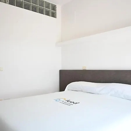 N324 - Numana, Luminoso Bilocale Con Piscina Privata E Giardino